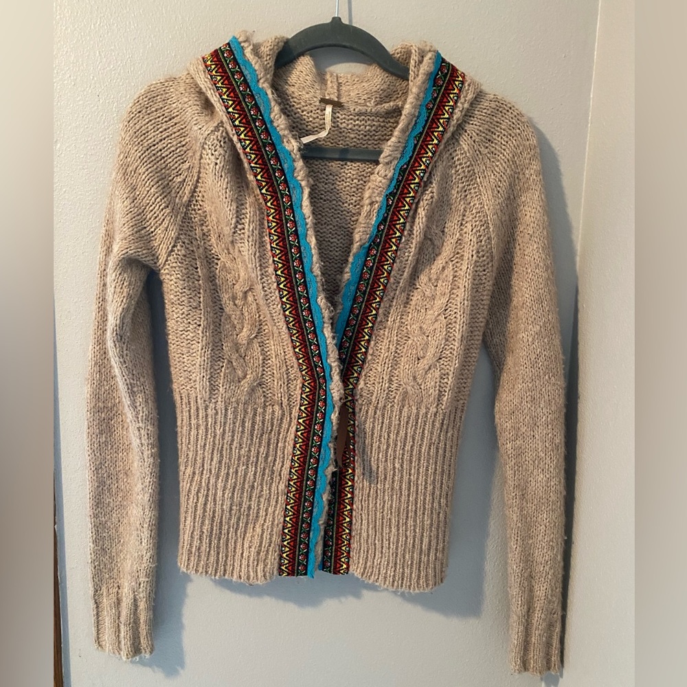 Free people sweater size small
